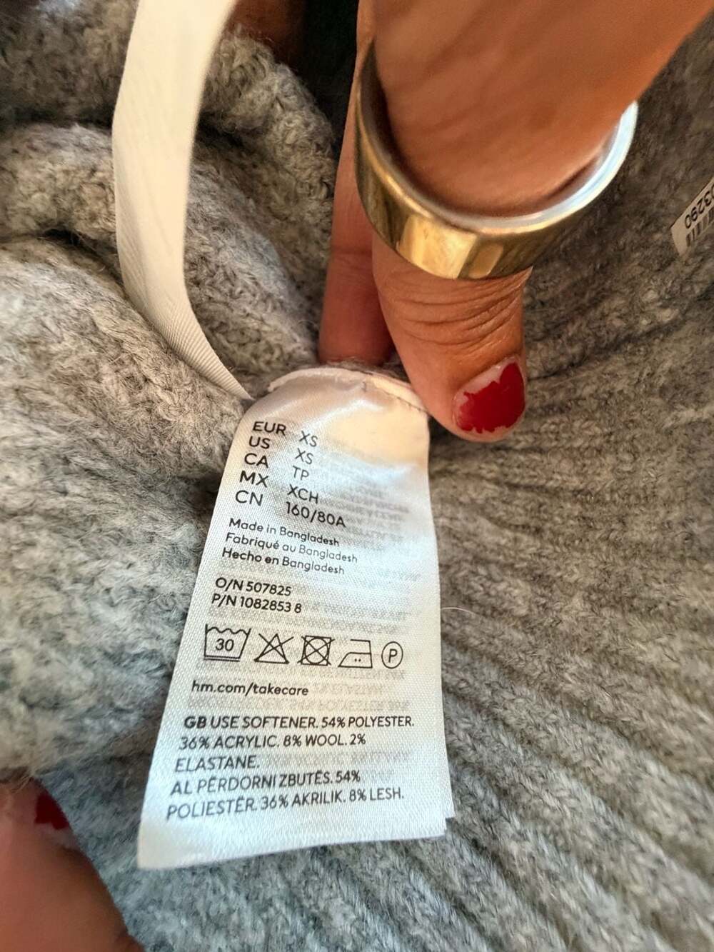 H&M Rib-knit Gray Sweater - Picture 3 of 3